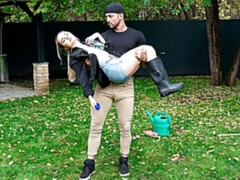 Badkamer, Blond, Pijpbeurt, Handbeurt, Likken, Geschoren, Strippen, Tiener