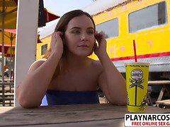 Schönheit, Vollbusig, Unschuldig, Masturbation, Muschi, Realität, Strümpfe, Ablutschen