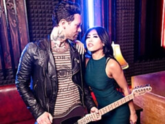 Aziatisch, Kont, Pijpbeurt, Hondjeshouding, Handbeurt, Geschoren, Tiener, Tieten likken