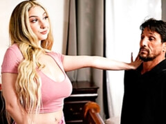 Belle grosse femme bgf, Gros cul, Gros seins, En levrette, Branlette thaïlandaise, Léchez, Mère que j'aimerais baiser, Chatte