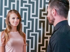 Cul, Sucer une bite, Brunette brune, Mignonne, En levrette, Branlette thaïlandaise, Rasée, Maigrichonne