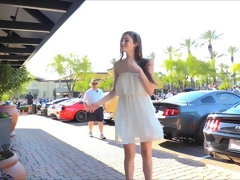 Крупный план, Экстремальный секс, Фетиш, Фистинг, Большие дырки, Мастурбация, На публике, Под юбкой