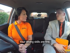 Leie, Blasen, Auto, Spermaladung, Hundestellung, Aufs gesicht abspritzen, Im freien, Pov