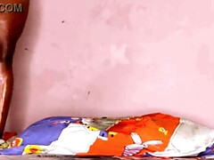 Grosse bite, Sucer une bite, Éjaculation interne, En levrette, Grosse, Embrassement, Pov, Gicler