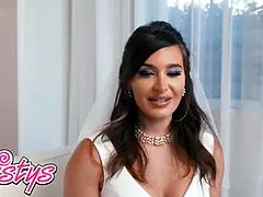 Grote mammen, Bruinharig, Lesbisch, Likken, Masturbatie, Rijpe lesbienne, Orgasme, Kut duiken