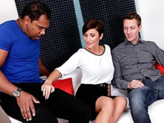 Большой член, Минет, Собачьи, Межрасовый секс, Милф, Киски, Короткая стрижка, Тату