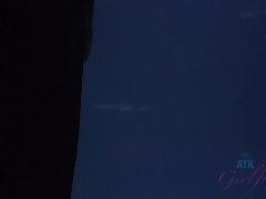 Badkamer, Blond, Jurk, Vriendin, Masturbatie, Geschoren, Mager, Tieten likken