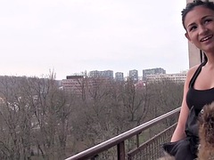 Leie, Europäisch, Flashen, Im freien, Pov, Öffentlich, Jungendliche (18+), Titten