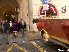 Gorda, Culo grande, Mamada, Garganta profunda, Abuelita, Maduro, Pelirrojo, Medias largas