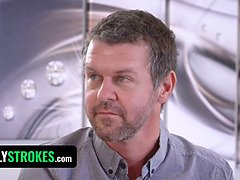 Pijpbeurt, Sperma shot, Handbeurt, Hd, Monster, Gezichtspunt, Schreeuwen, Tieten likken