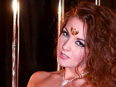 In den arsch, Grosser arsch, Grosse titten, Blasen, Hundestellung, Doppelpenetration, Dürr, Jungendliche (18+)