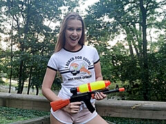 Slaapkamer, Grote kont, Grote lul, Pijpbeurt, Bruinharig, Hondjeshouding, Natuurlijke tieten, Tieten likken