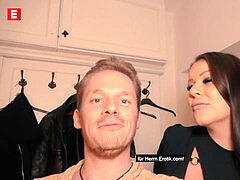 Sperma in mond, Sperma shot, Duits, Geschoren, Tatoeage