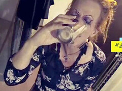 Cul, Branlette thaïlandaise, Pisser, Rasée, Transsexuelle, Voyeur