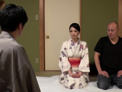 In den arsch, Asiatisch, Blasen, Doppelpenetration, Hd, Japanische massage, Milf, Flotter dreier