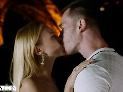 Beso negro, Rubia, Mamada, Abierta, Sexo duro, Hd, Lamidas, Público