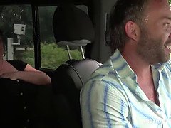 ぽっちゃり, デカパイ, フェラチオ, 車, Hd, 巨大, 熟年, オッパイの