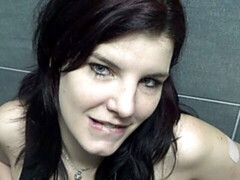 Большая жопа, Брюнетки, Семяизвержение, Лизание, Мастурбация, От первого лица, На публике, Молоденькие