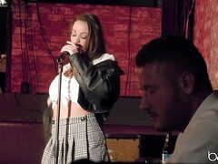 美女, デカチン, デカパイ, 茶髪の, 巨乳な, ハードコア, 淫乱熟女, タトゥー