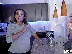 Blowing, daughter, lick-balls