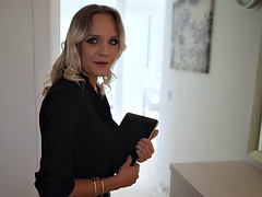 Anaal, Grote lul, Grote mammen, Pijpbeurt, Hakken, Moeder die ik wil neuken, Gezichtspunt, Tieten likken