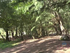 Sucer une bite, Pieds, Branlette thaïlandaise, Branlette thaïlandaise, Huilée, Orgasme, Pov, Fumer