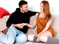 Grote kont, Grote lul, Pijpbeurt, Hondjeshouding, Roodharige vrouw, Geschoren, Tiener, Tieten likken