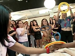 Blond, Pijpbeurt, Bruinharig, Dansen, Hd, Interraciaal, Moeder die ik wil neuken, Orgie