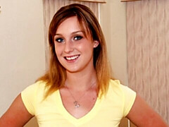 18 jaar, Grote kont, Grote lul, Grote mammen, Pijpbeurt, Hondjeshouding, Mager, Tiener