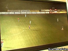 Omie, Rijpe lesbienne, Man man vrouw, Moeder, Realiteit, Rijden, Kousen, Trio