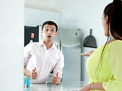 Большая жопа, Минет, Брюнетки, Ласковые ручки, На кухне, Лизание, Милф, Стриптизерша