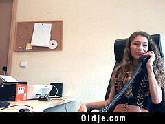 18 años, Tacones, Masturbación, Amante, Oficina, Secretaria, Adolescente