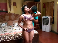 Kont, Huisgemaakt, Logement, Indisch, Kut duiken, Tieten likken, Nat