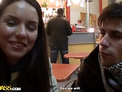 Enthousiasteling, Grote lul, Sperma shot, Sperma in gezicht, Hd, Gezichtspunt, Kousen, Trio