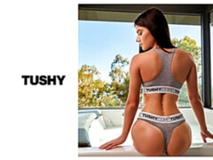 Enthousiasteling, Grote lul, Flexibiel, Hakken, Natuurlijke tieten, Mager, Tiener, Tieten likken