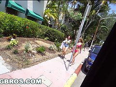 Gros cul, Blonde, Bus, Hard, Hd, Seins naturels, Public, Nénés