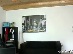 Grosse bite, Femelle, Mamie, Groupe, Mature, Réalité, Plan cul à trois