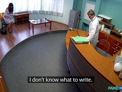 Enthousiasteling, Grote mammen, Rondborstig, Hakken, Natuurlijke tieten, Kantoor, Uniformpje, Bekijker