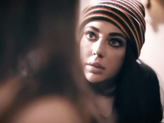 Брюнетки, Пальцем, Лесбиянка, Мастурбация, Киски, Бритые, Стриптизерша, Молоденькие