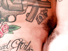 Tetas grandes, Negro, Penetracion con dedos, Lesbiana, Madres para coger, Fiesta, Perforación, Tatuaje