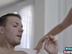 Chica, Niñera, Tetas grandes, Rubia, Mamada, Peludo, Besar, Tetas