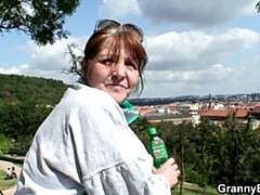 Grosse titten, Vollbusig, Tschechisch, Oma, Behaart, Hardcore, Hd, Realität