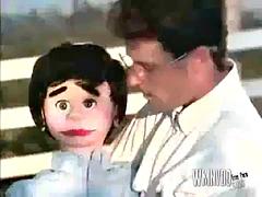 Lieveling, Grote mammen, Blond, Pijpbeurt, Tieten likken, Oud