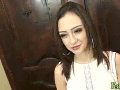 Blasen, Braunhaarige, Aufs gesicht abspritzen, Masturbation, Jungendliche (18+)