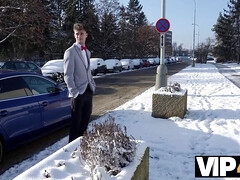 Grote mammen, Bruinharig, Rondborstig, Mollig, Natuurlijk, Natuurlijke tieten, Tieten likken, Toilet