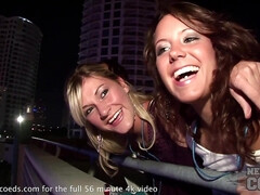 Amateur, Gros seins, Collège université, Hd, Fête, Public, Réalité, Nénés