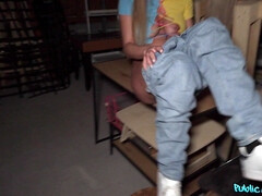 素人, デカパイ, ブロンド, フェラチオ, 巨乳な, お金, 公共, オッパイの