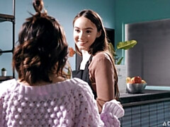 Grote mammen, Zoenen, Lesbisch, Ondergoed, Kut duiken, Mager, Tiener, Tieten likken