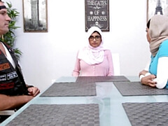 Arabe, Gros cul, Hard, Hd, Fille latino, Mère que j'aimerais baiser, Maman, Réalité