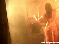 Oudere vrouw, Vrouw, Harig, Indisch, Naakt, Naakt, Mager, Alleen